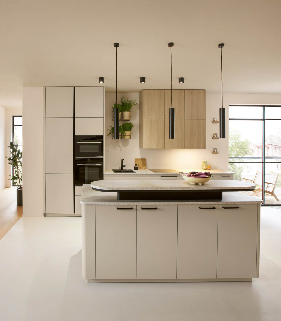 SALONA rounded raised bar